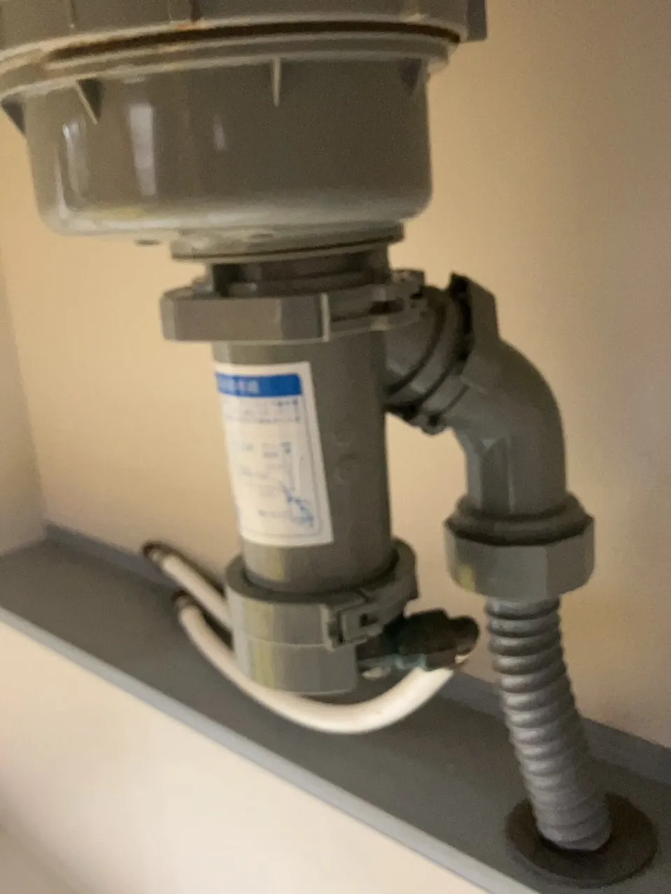 知り合いの設備屋さんから送られてきた写真、これは一体どんな機...